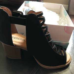 New Soda black booties